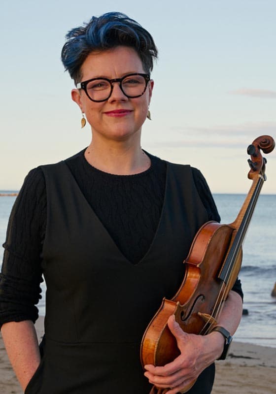Julia Fredersdorff violinist Australia