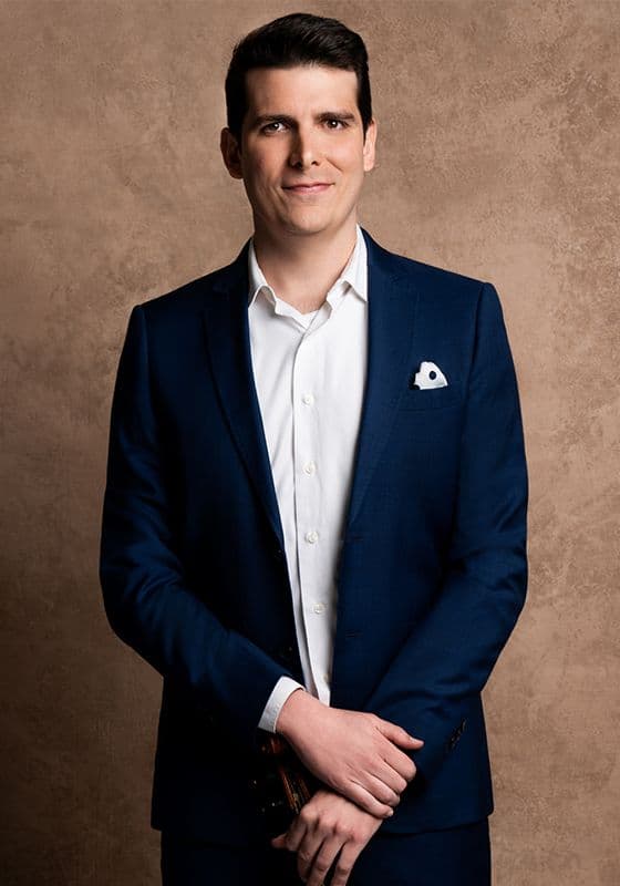 Rafael Font is a Sydney-based violinist and violist specialising in historically informed performance