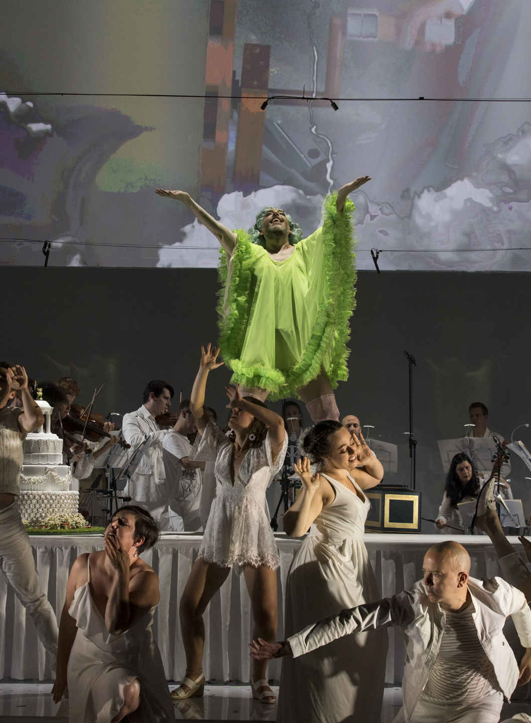 The chorus and Kanen Breen as Platée